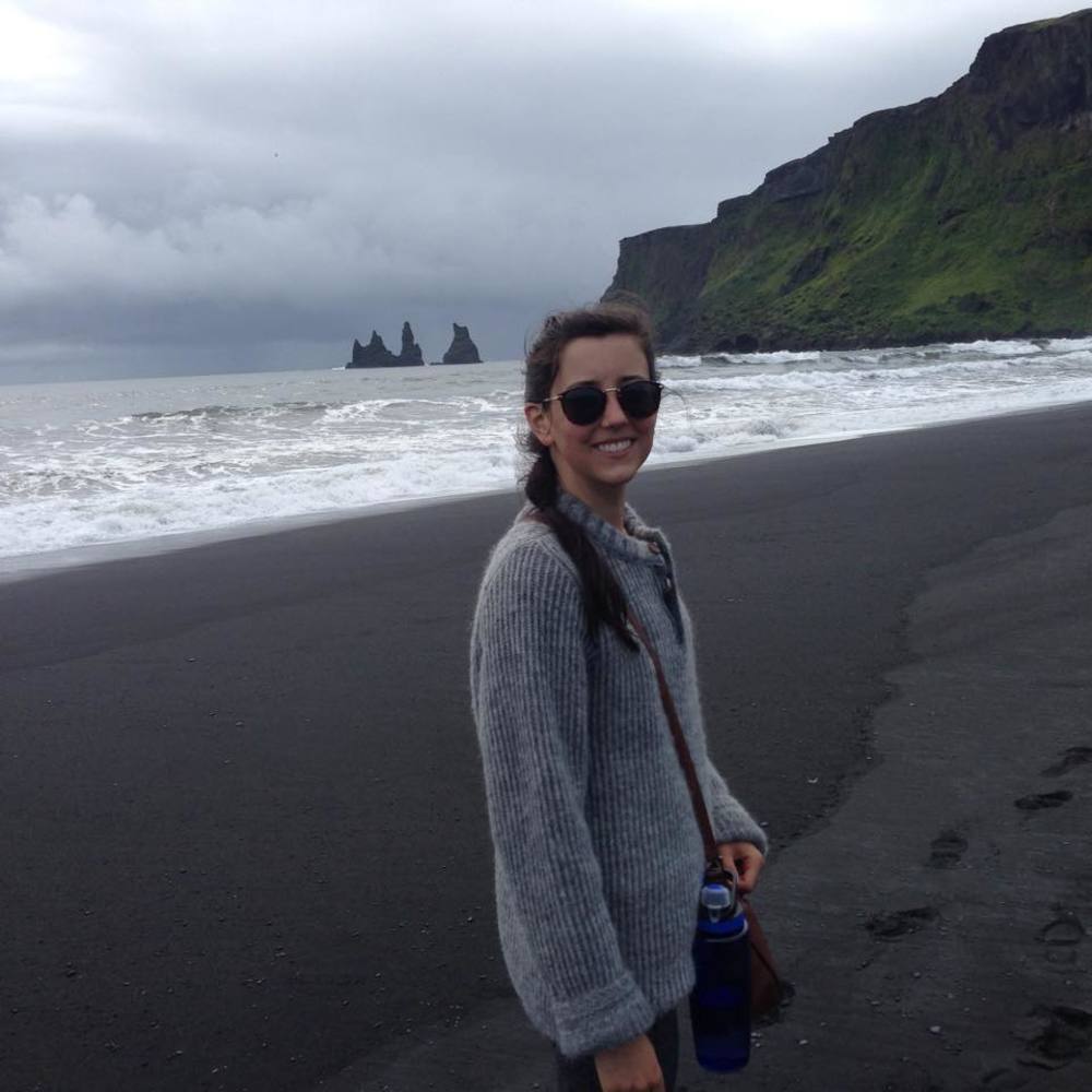 Meet your Posher, Danielle